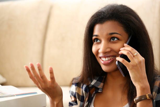 How Free Wireless Service Can Help Reduce Monthly Expenses